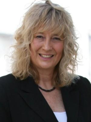 Real Estate Agents Burnett Heads QLD Renee