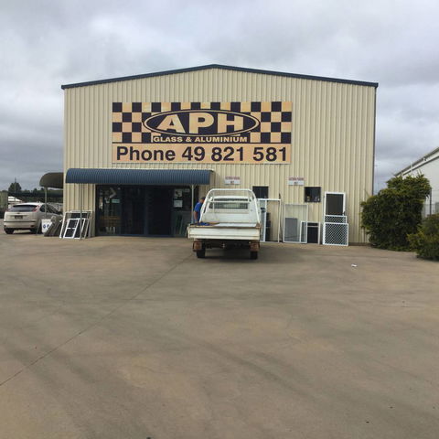 APH Glass & Aluminium - Renee 0