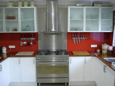 Cessnock Glass Pty Ltd - Renee 5