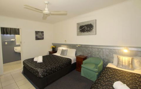 Charm City Motel - Renee 1