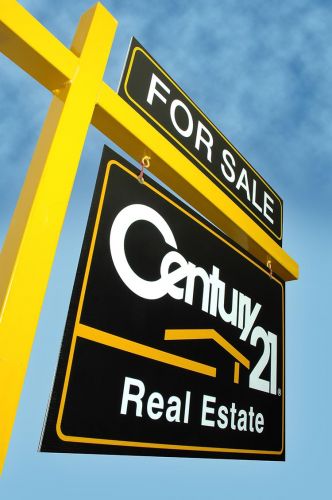 Century 21 Mario Torrisi - Renee 4