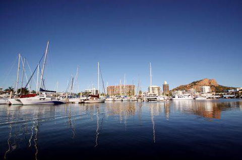 Harcourts–Kingsberry Townsville - Renee 0