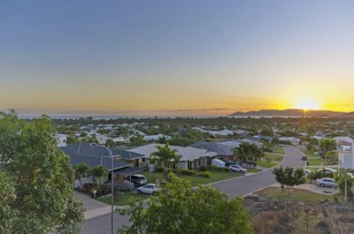 Property Management Mount Low QLD Renee