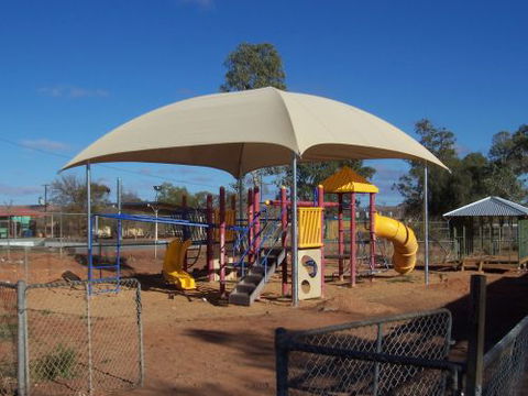 Shadetech In Alice - Qld Realsetate 4