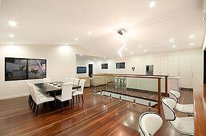 Signature Glass & Aluminium - Renee 2