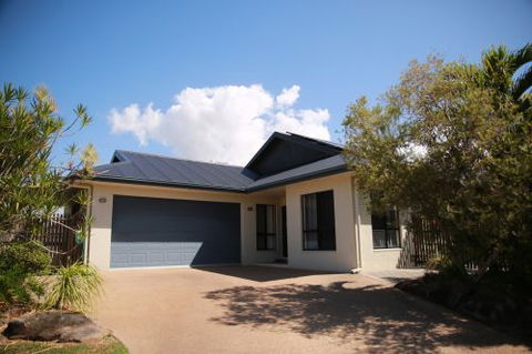 Roofguard Roof Painting - Renee 1