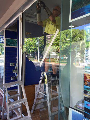 Cairns Glass & Glazing - Internet Find 14