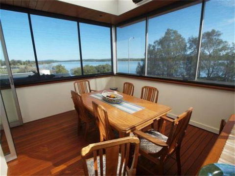 Cotton’s Glass & Aluminium Pty Ltd - Renee 0