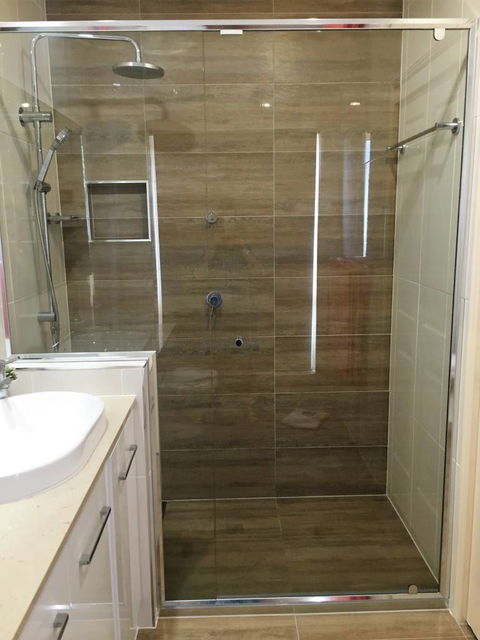 AB Glazing - Qld Realsetate 1