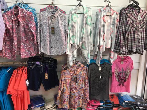 Goldburgs Outfitters - Swimm 3