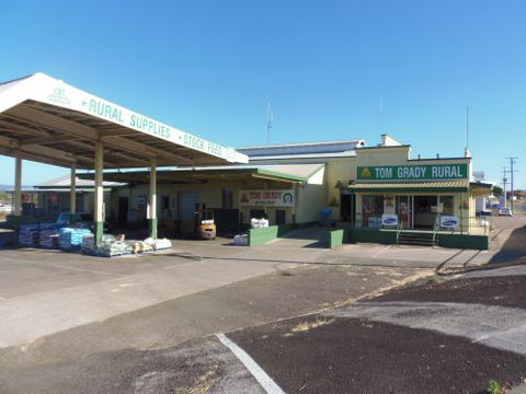 Tom Grady Rural Merchandise - Renee 0