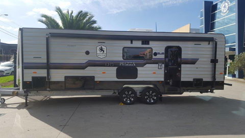 Perkins Caravans (Lismore) - Swimm 4