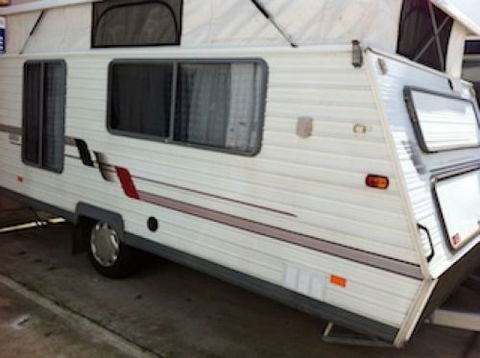 Giant Caravan Rentals, Sales & Storage - Swimm 1