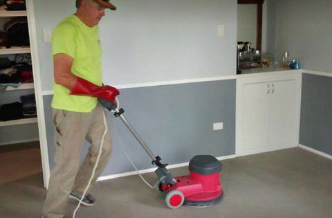 Phil’s Cleaning & Yard Maintenance - Renee 3