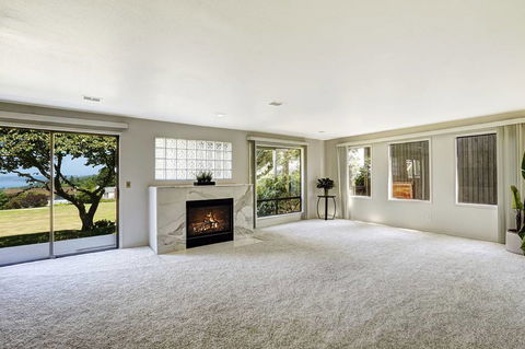 Carpet Direct Kempsey - Internet Find 1