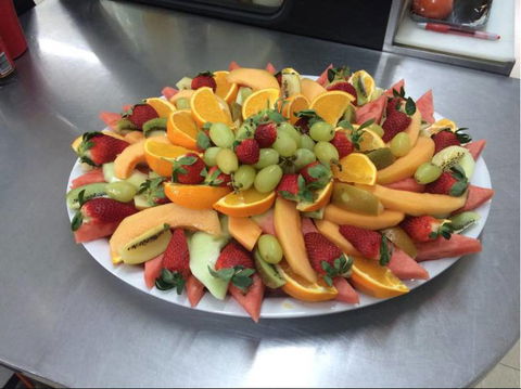 Vella’s Foodstore Catering - Internet Find 1