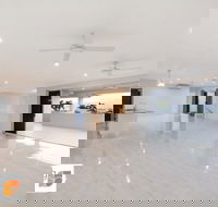 Trewin Plastering - Internet Find