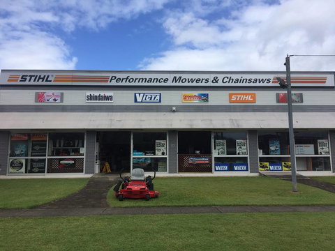 Performance Mowers & Chainsaws - Swimm 1