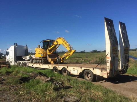 LANTRY Earthmoving Pty Ltd - Renee 0