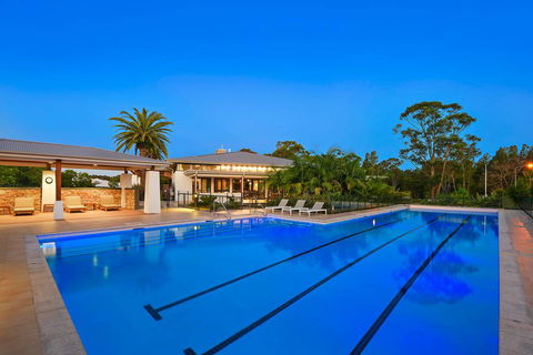Ocean Club Resort - Renee 4