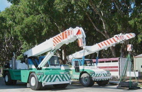 Ramsamy Crane Hire–Lawrence Ramsamy - Qld Realsetate 3