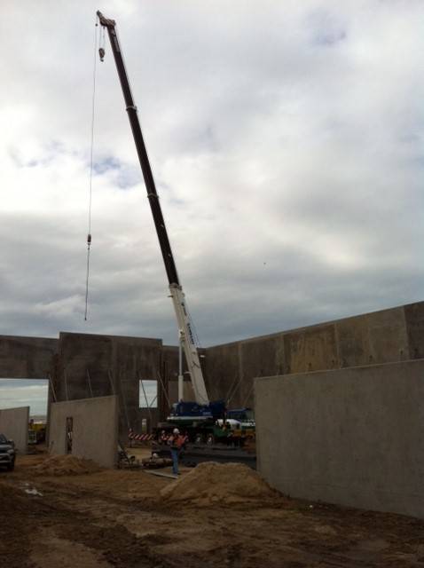 Ramsamy Crane Hire–Lawrence Ramsamy - Qld Realsetate 5