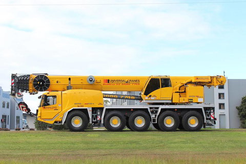 Universal Cranes Ballina - Swimm 10