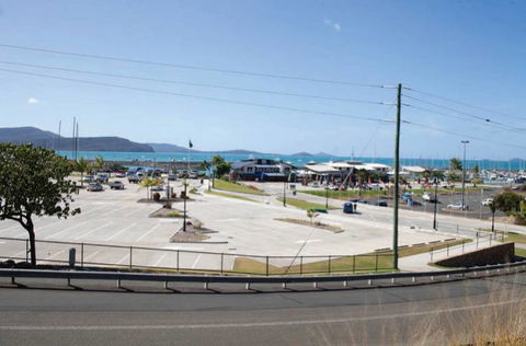 Whitsunday Quarry - Internet Find 0