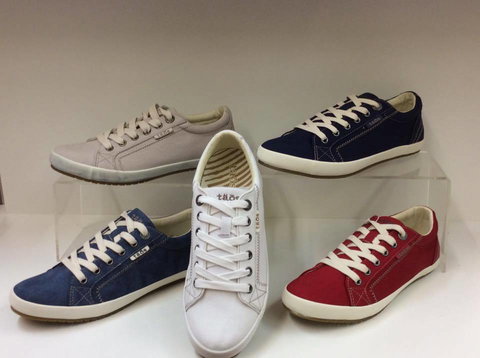 Johnston's Shoes - Renee 2