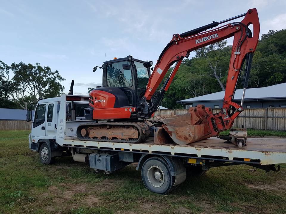Excavating Earthmovers Clifton Beach QLD Qld Realsetate