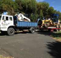 Vandermaal Earthmoving - Internet Find