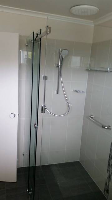 Bayview Home Solutions–Shower Screens - Renee 2