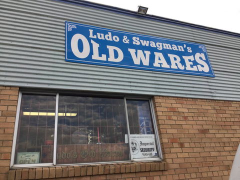 Ludo & Swagman’s Oldwares - Renee 0