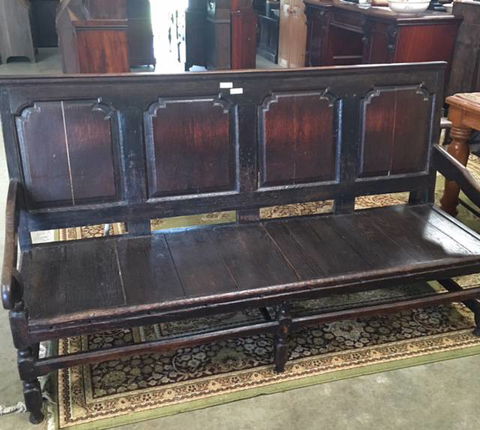 Summerland Antiques & Garden Centre - Petrol Stations 4