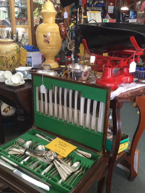 Antiques & Flash Trash - Internet Find 3