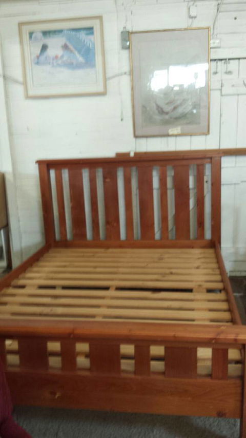 Maple Lane Secondhand & Antiques - Renee 2