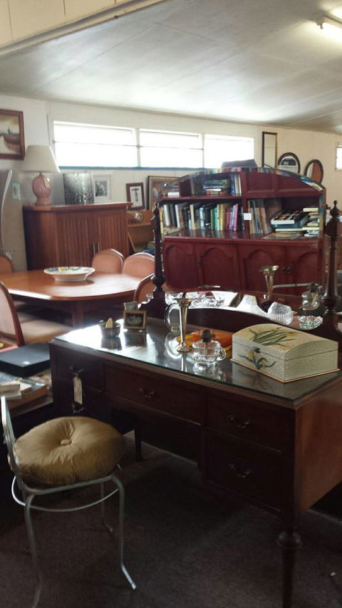 Maple Lane Secondhand & Antiques - Renee 4