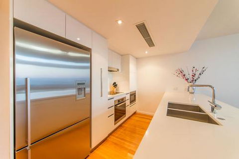 Echelon Apartments - Internet Find 2