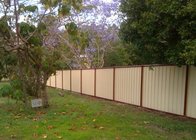 Fencing Glass House Mountains QLD Petrol Stations
