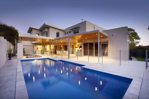 NQ Pool Warehouse - Renee 6