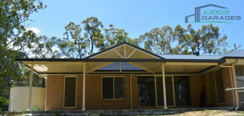 Judd’s Garages - Renee 1