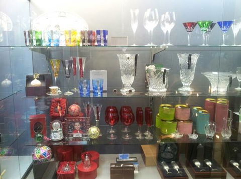 Cameo Gifts & Homewares - Swimm 3