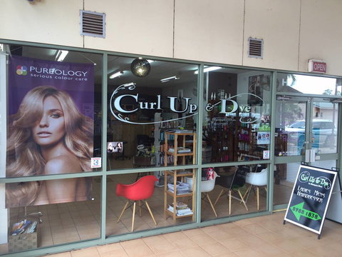 Curl Up & Dye Hairdressing - Swimm 0