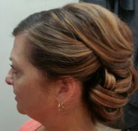 THD Tanya's Hair Design - Swimm