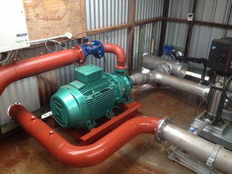 J & R McCracken - Swimm 3