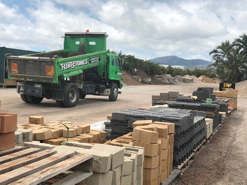 Flintstones Landscape Land - Swimm 2