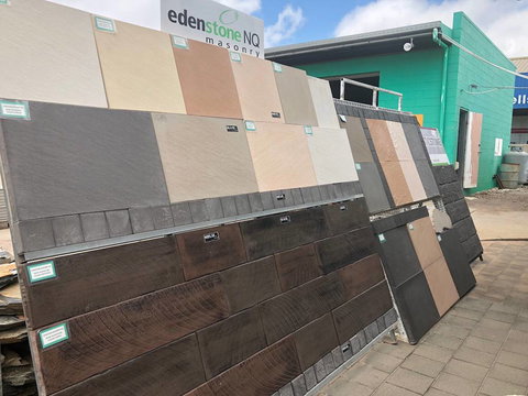 Flintstones Landscape Land - Swimm 3