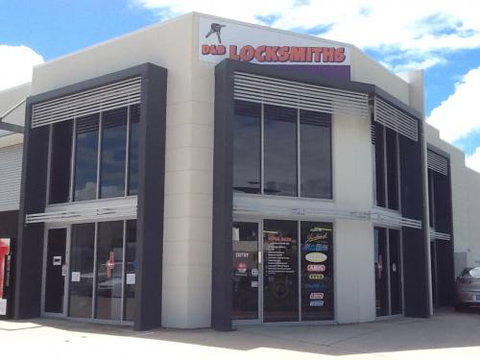 D & B Locksmiths - Renee 1