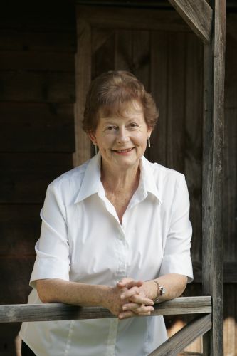Margaret Sutherland–Piano & Guitar - Renee 0