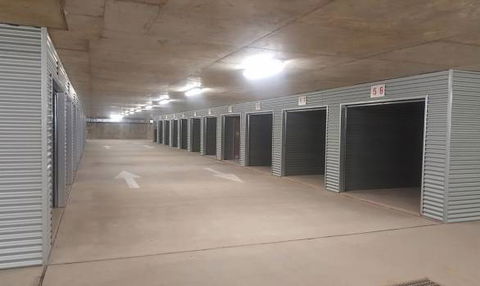 IStore Self Storage - Renee 0